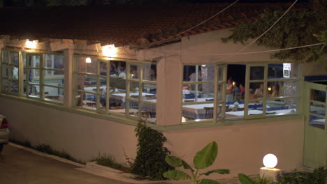 Cafe-with-visitors-evening-view