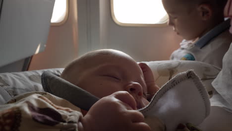 Baby-is-sleeping-during-the-flight