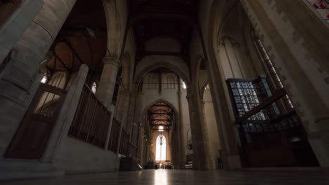Timelapse-of-people-in-St-Lawrence-Church-Rotterdam