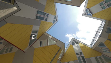 Cube-Houses-in-Rotterdam-rotating-shot