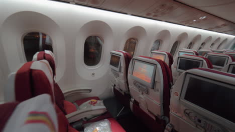 In-the-empty-cabin-of-Hainan-Airlines