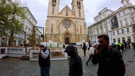 Sarajevo,-Churches,-and-Mosques:-Discover-Sarajevo's-rich-religious-tapestry,-blending-churches-and-mosques