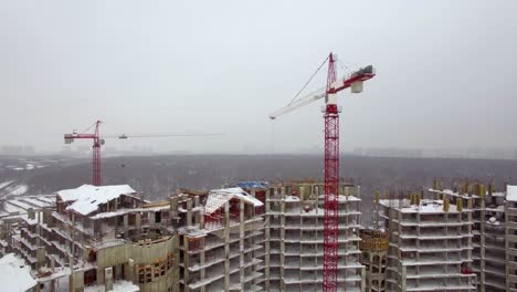 Vista-Aérea-Invernal-Del-Complejo-De-Apartamentos-En-Construcción-Rusia