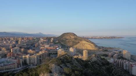 Una-Toma-Steadicam-Del-Panorama-De-Alicante