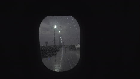 A-slowmotion-view-from-a-moving-plane-porthole