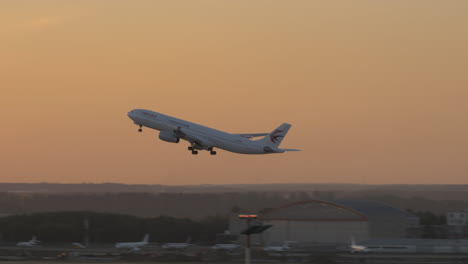 China-Eastern-airplane-A330-taking-off-at-sunset