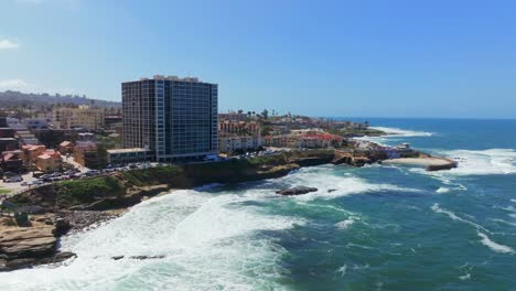 Aerial-View-Of-Downtown-La-Jolla-In-San-Diego,-California,-USA---drone-shot