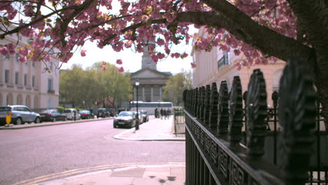 Stadtstraße-Im-Frühjahr,-Marylebone,-London