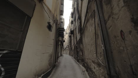 Eine-Straße-In-Palermo