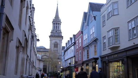 Exterior-Of-Shops-And-Church-In-Oxford-City-Centre-At-Dusk