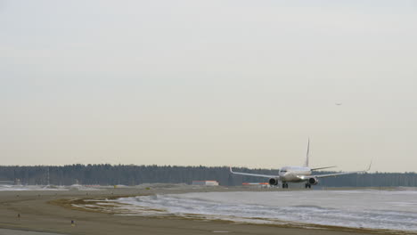 Aeroflot-Boeing-737-800-Despegue