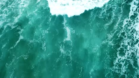 Noise-of-crashing-waves-and-tranquil-scenery-of-turquoise-ocean-water