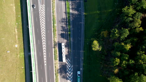 Overhead-View-of-Traffic-Flow