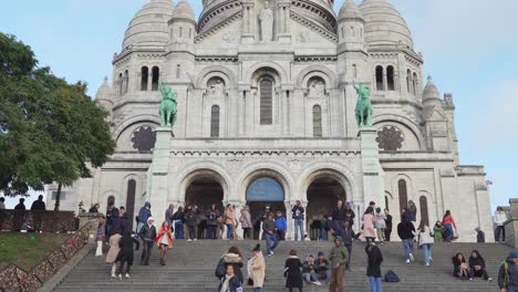 The-impressive-Basilique-du-Sacré-Coeur-was-built-between-1873-and-1924-and-is-dedicated-to-Christ’s-Sacred-Heart