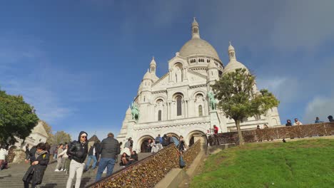 The-Basilica-of-Sacre-Coeur-Located-on-the-top-of-the-Butte-of-Montmartre,-one-of-the-highest-points-of-Paris