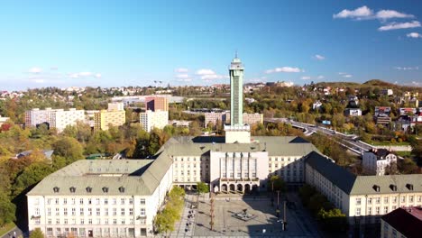 Vista-Aérea-Del-Nuevo-Complejo-Del-Ayuntamiento-En-Ostrava,-República-Checa