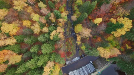 Karpacz,-Poland,-Łomnica-Dam-drone-top-down-view,-autumn-scenery