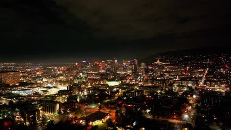 Wide-angle-nighttime-shot-of-downtown-Salt-Lake-City,-Utah