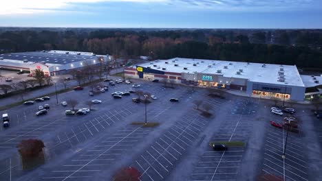 Drone-video-right-after-Best-Buy,-Ross,-and-Old-Navy-Opening-on-Black-Friday-2023