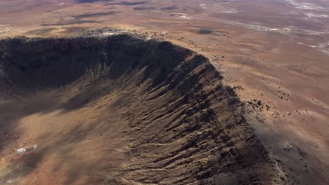 4K-Aerial-of-Meteor-Crater-or-Barringer-Crater-in-Arizona,-USA