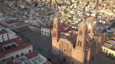 Kathedrale-Kathedrale-Zacatecas-Mexiko-Vogelperspektive-Drohne