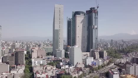 Rascacielos-En-Ciudad-De-México-Con-Drones