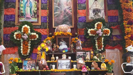 dia-de-los-muerto-day-of-death-mexico-decoration-with-flower