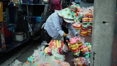 Mercado-De-Flores-De-Pak-Khlong-Talat-En-Bangkok,-Tailandia