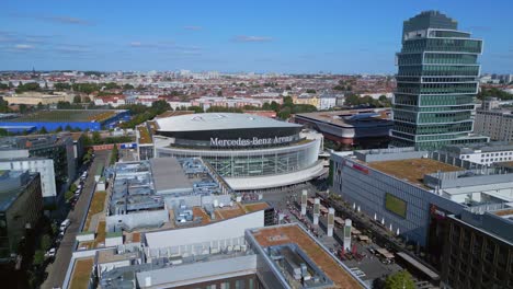 Mercedes-Benz-Arena-Ciudad-Berlín-Alemania-Verano-23