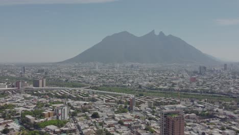 Drohnenaufnahme-Cerro-De-La-Chair-Monterrey-New-Leon