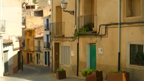 Old-Traditional-Spanish-Quaint-Village-in-Borriol,-Province-of-Castellon,-Valencian-Community,-Spain---Close-Up
