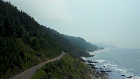 Luftaufnahme-Der-Route-101-Entlang-Der-Küste-Von-Oregon