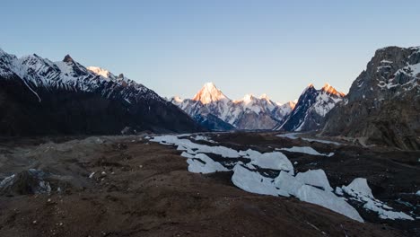 Forward-Aerial-Drone,-sunset-to-dark's-Hyperlapse-of-Gasherbrum-IV-from-Ghoro-II-Base-Camp-in-Pakistan