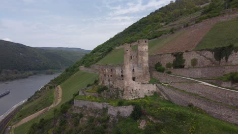 Burg-Ehrenfels-Castle-ruins-amid-hillside-vineyards-of-Rhine-river-gorge