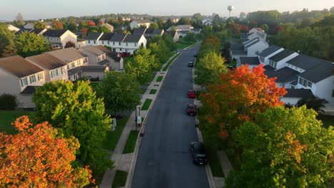 Townhouses-in-suburb-in-USA