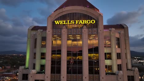 Wells-Fargo-skyscraper-lit-up-at-night