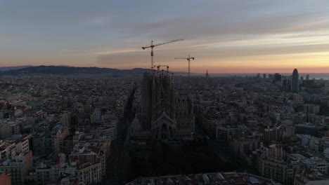 Templo-Expiatorio-La-Sagrada-Familia-In-Barcelona,-Catalonia,-Spain