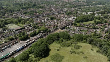 Britische-Stadt-Bewdley-Severn-Valley-Eisenbahn-Luftaufnahme-Landschaft-Landschaft-Worcestershire-Sommer