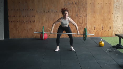 Redhead-Woman-CrossFit-in-epic-slow-motion-Snatch