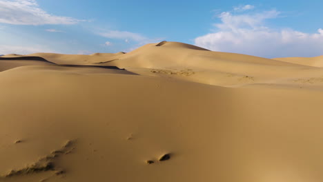 Sanddünen-In-Der-Wüste-Gobi-Am-Frühen-Morgen-In-Der-Mongolei