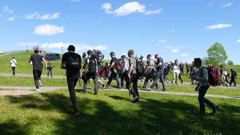 Aktivisten-Wurden-Von-Bereitschaftspolizisten-Vor-Dem-Veranstaltungsort-Des-G7-Gipfels-In-Québec-City,-Québec,-Kanada,-Verfolgt-Und-Auseinandergetrieben