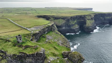 Wild-Atlantic-Way-Cliffs-of-Moher-Castle-trails-cliffs-and-seas-Ireland-in-winter
