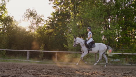 This-is-the-best-moment-of-horseback-riding-training-for-horsewomen.-She-demonstrates-galloping-skills-with-her-horse-in-nature.