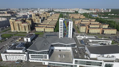 Vista-Aérea-De-La-Zona-Residencial-En-Kazán,-Rusia.