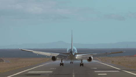 Un-Avión-Aterriza