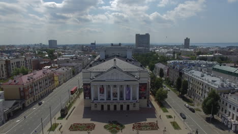 Luftaufnahme-Von-Kasan-Mit-Der-Tatarischen-Staatsoper-Und-Dem-Balletttheater-Russland