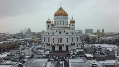 The-winter-view-of-the-Cathedral-of-Christ-the-Saviour-in-Moscow