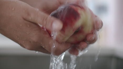 Washing-the-fruit-before-eating