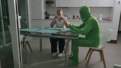 A-completely-green-man-in-my-kitchen
