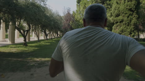 Man-jogging-in-the-park